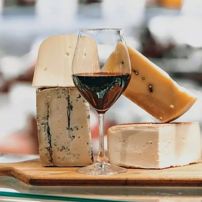 Locandina di ABBINAMENTO VINO, FORMAGGI E CONFETTURE