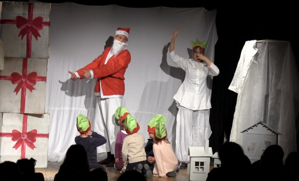 Locandina di Bianco Borgo e il Natale ritrovato