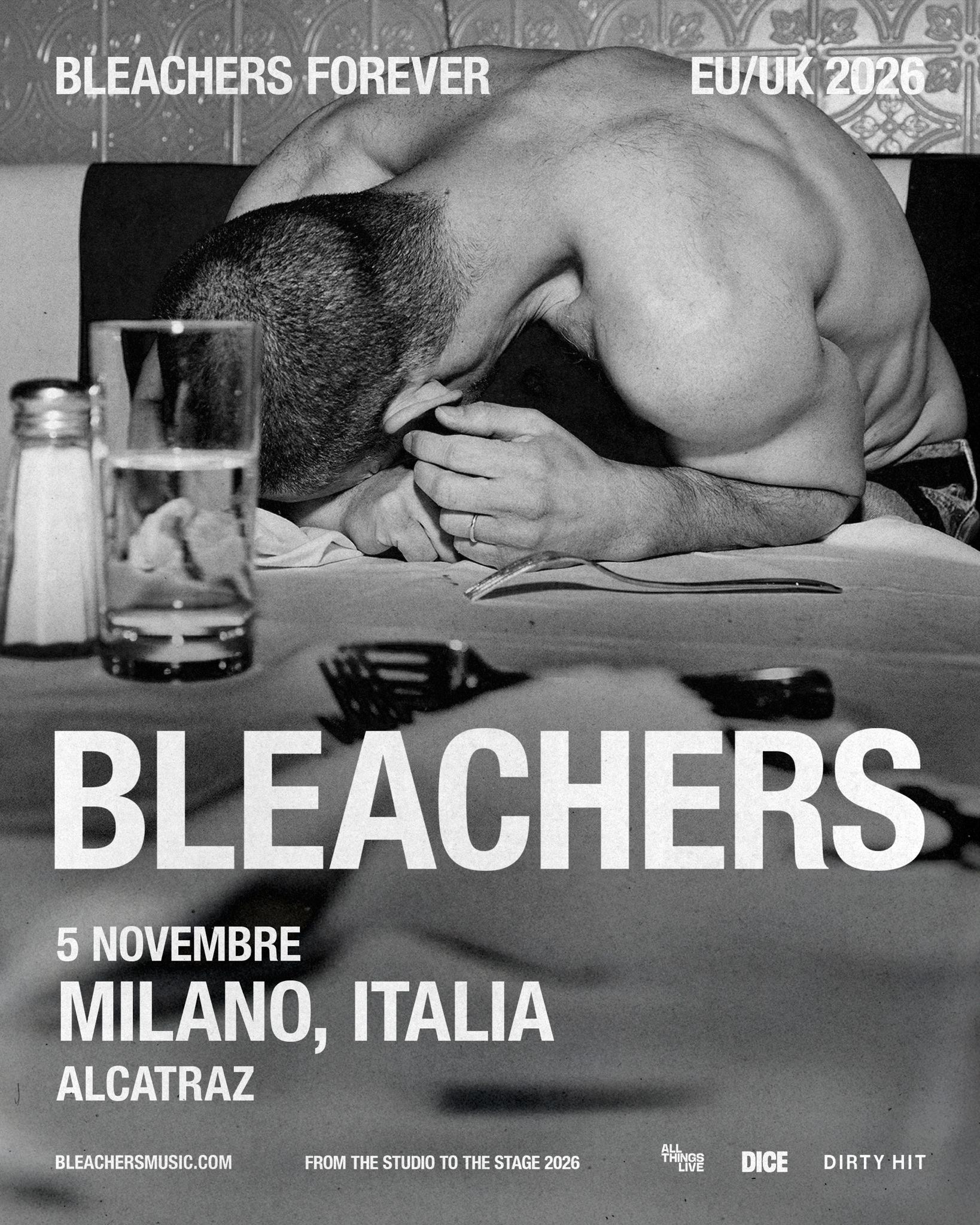 Locandina di BLEACHERS
