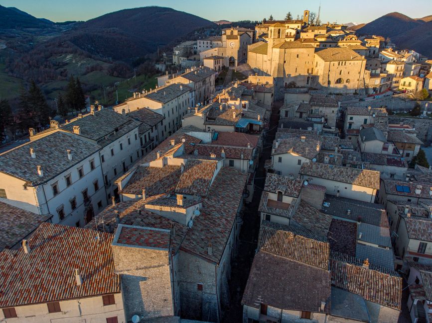 Locandina di Festa di Dicembre