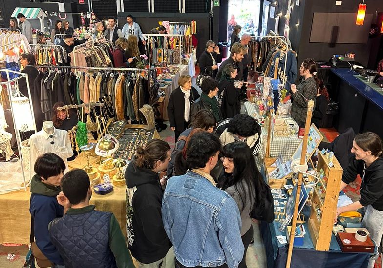 Locandina di Flea Market Halloween Edition