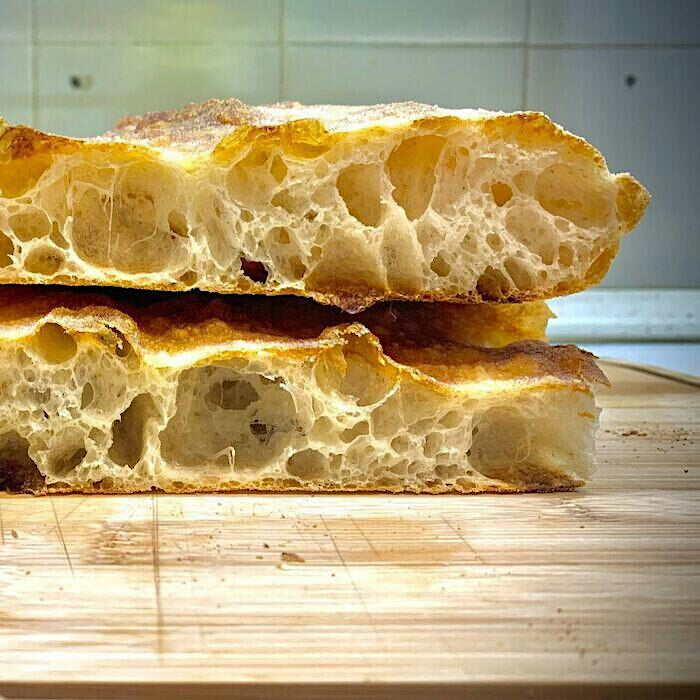 Locandina di FOCACCIA, COME PREPARARLA E ALTRI CONSIGLI