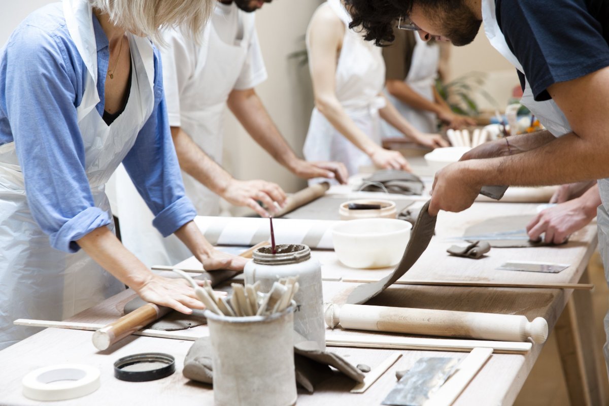 Locandina di Fondamenti di ceramica 1. Costruzione e modellazione manuale