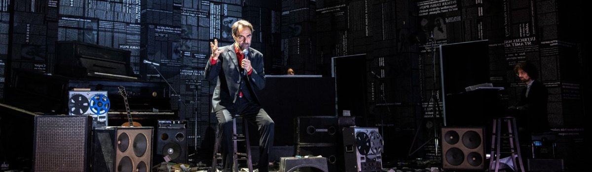 Locandina di Gaber – Mi Fa Male Il Mondo