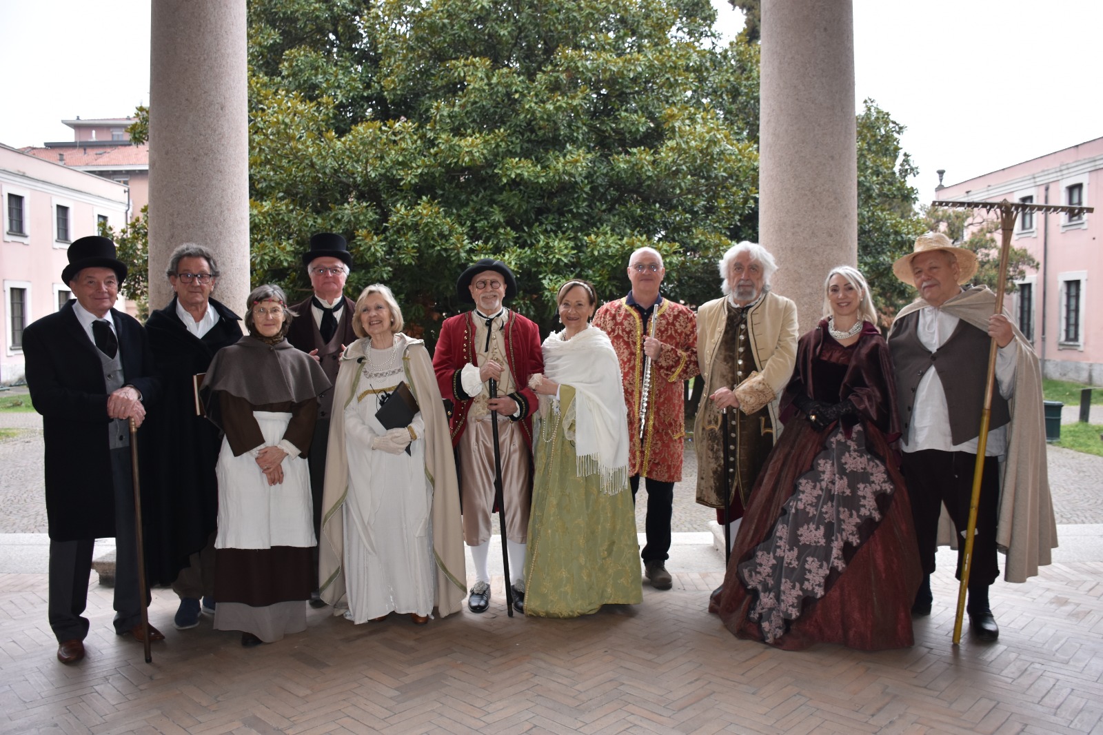 Locandina di I conti Silva si raccontano – visita teatrale in costume d’epoca