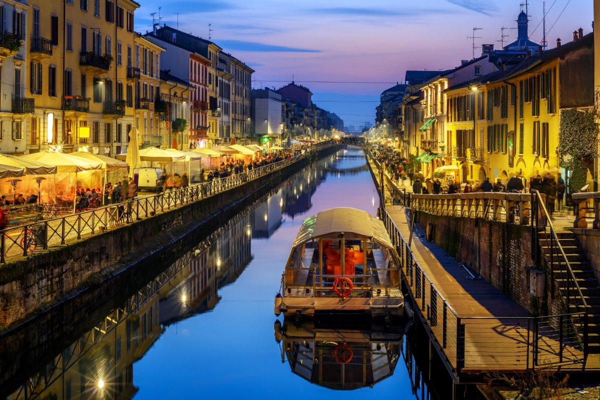 Locandina di I Navigli di Milano: storia, romanticismo e tradizione