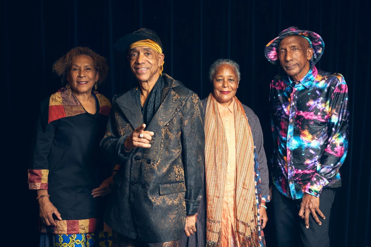 Locandina di Idris Ackamoor & The Pyramids