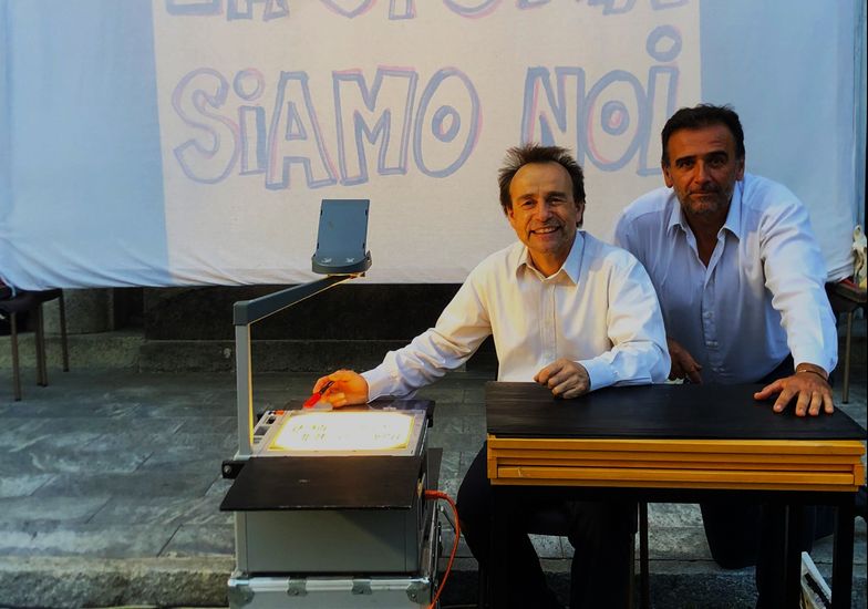 Locandina di La storia siamo noi