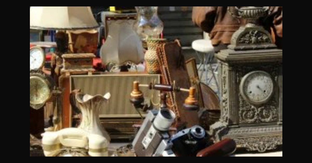 Locandina di Mercatino delle pulci