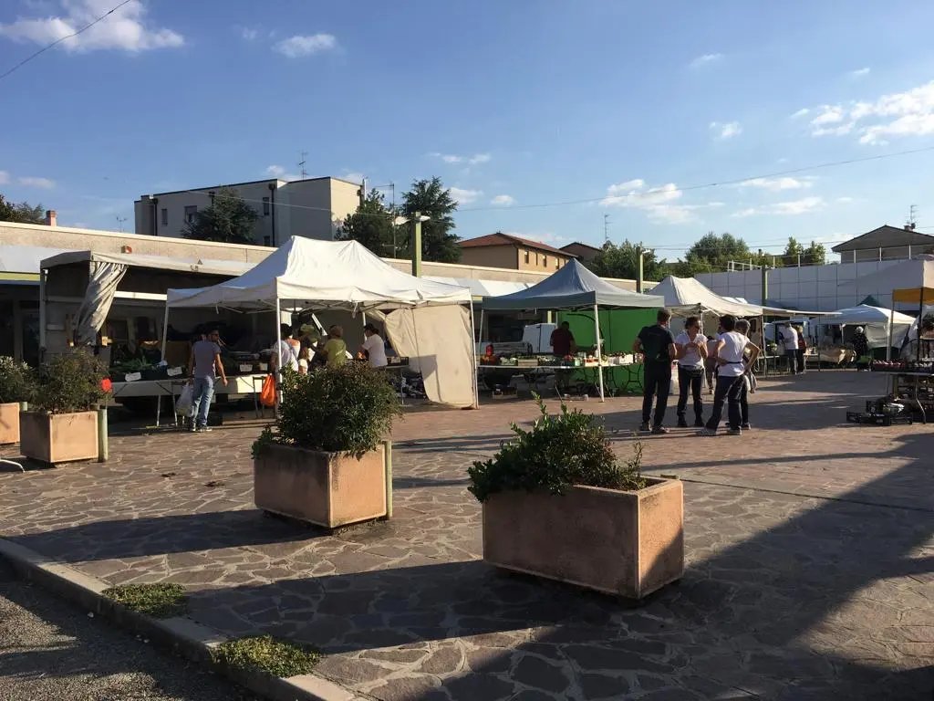 Locandina di Mercato Contadino di Osteria Grande