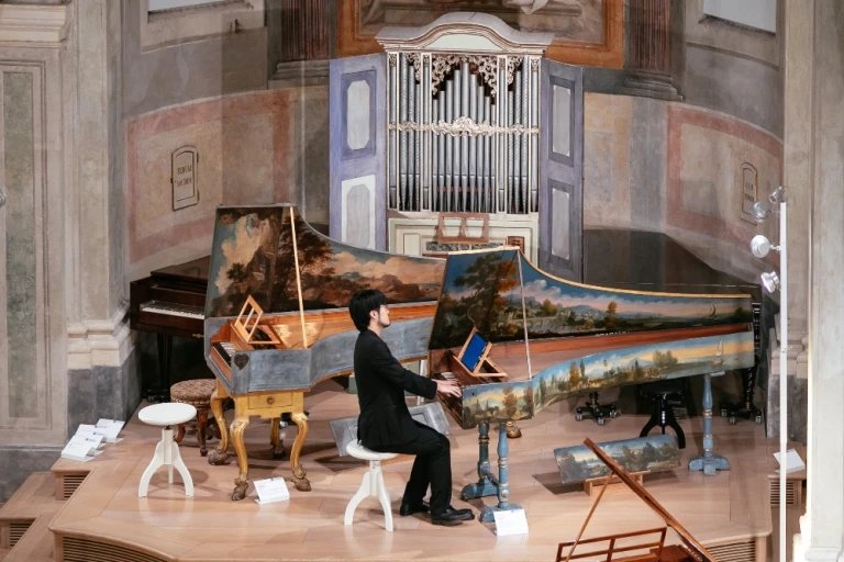 Locandina di Musiche al femminile – compositrici, dediche, salotti e racconti