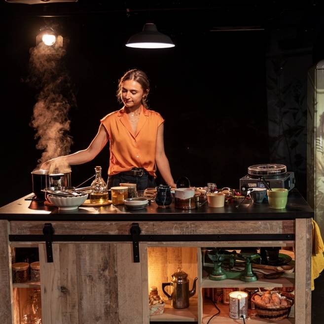 Locandina di My english persian kitchen