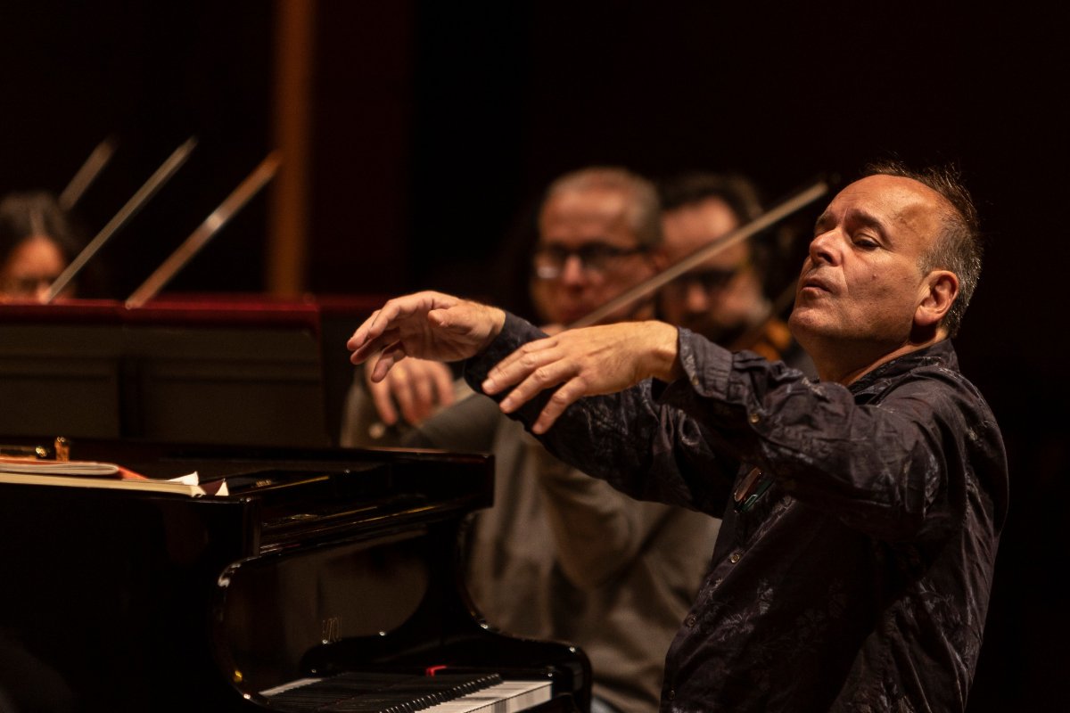 Locandina di Pianoforte concertatore: Louis Lortie
