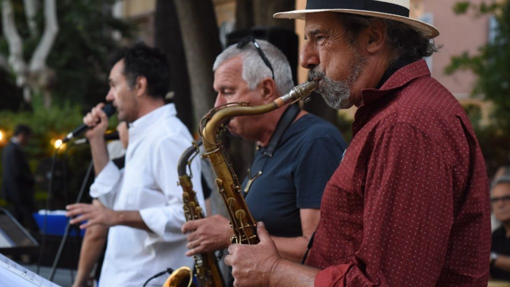 Locandina di The Scoop Jazz Band. La musica incontra l’architettura