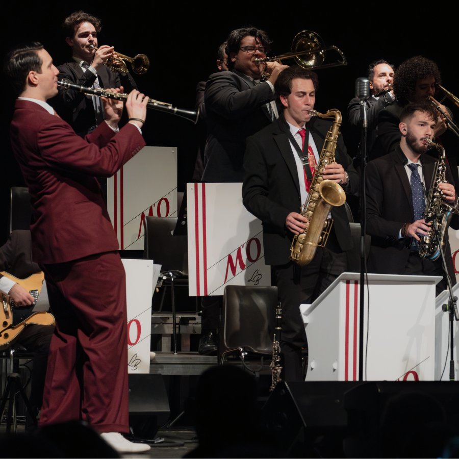 Locandina di The Sound of Christmas Swing