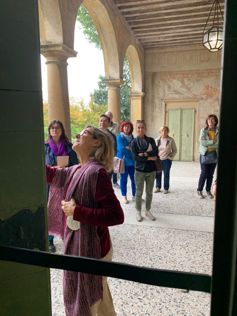 Locandina di Visita guidata a Villa Roberti