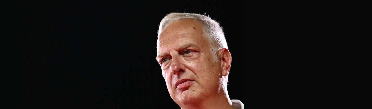 Locandina di Vite indispensabili. Con Antonio Scurati