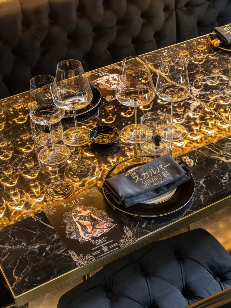 Locandina di WINE & BITES