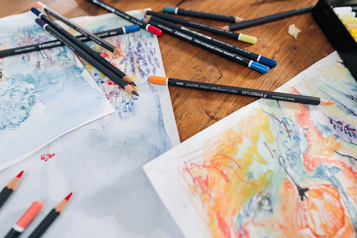 Locandina di WORKSHOP di disegno con matite acquerellabili | 24 ottobre 2026